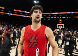 阿夫迪亚谈首场季后赛：现场氛围一定会很棒 这是我们球员喜欢的