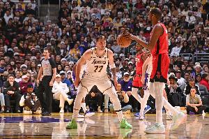 Skip：我很确定东契奇&杜兰特都会在G2复出 詹姆斯又能搭便车了