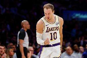 肯纳德今日27分全队最高 季后赛生涯首次得分领跑全队