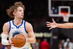 波杰：我知道自己不会变得比库里出色 我只想努力成为最好的波杰