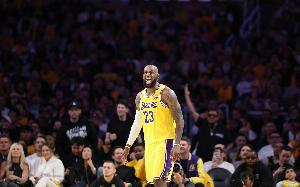 詹姆斯：我已在思考自己如何能打得更好 我们还有很大的提升空间