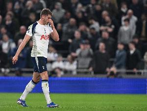 英媒：范德芬已开始处理他在伦敦的场外私事，此举预示他将离队