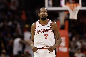 Skip：杜兰特面对包夹有些迷茫 没有东契奇的湖人进攻更强&更好看