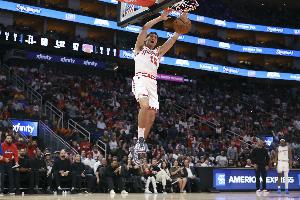 季后赛难堪大用？谢泼德4中0得分挂蛋 仅得3助1断