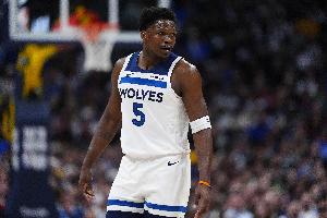 森林狼VS掘金G3 爱德华兹因右膝伤病管理出战成疑！