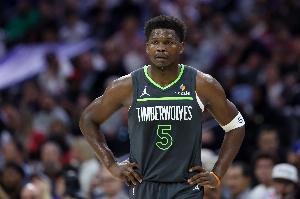 解说：只要爱德华兹还是半健康状态 这系列赛掘金仍然有的打