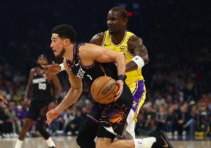 艾顿谈换防后卫：在我脑海里 我觉得我已经是个后卫了