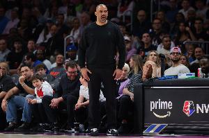 乌度卡：防守并不是问题 湖人的任何战术都没有真正伤害到我们