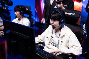 中路带崩全队？iG新秀Renard全场总数据3/9/8，被HongQ全程压着打