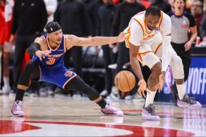 CJ撤步中投反超制胜 库明加机敏抢断绝杀！终结比赛悬念！