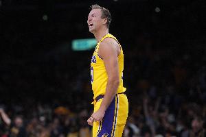 乌度卡：我们对斯玛特和肯纳德这两个人的防守做得不够好