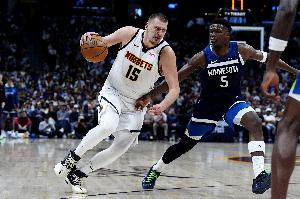 森林狼VS掘金首发：华子和约基奇各自领衔 兰德尔&穆雷在列