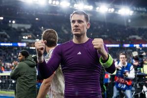 还有油！罗马诺：拜仁为40岁诺伊尔准备1年续约合同，待球员签字