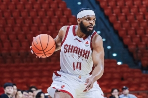 一个都没有丢！奈特首节6投全中单节19分 三分3中3&罚球4中4