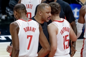 常规时间最30秒领先6分仍输球 火箭追随24尼克斯成29年来第二队