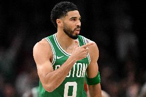 才28岁！塔图姆季后赛生涯总得分超越保罗 上升至历史第31位