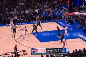 关键时刻绝不手软！CC挡拆推射三分命中追平魔术 激情撞飞主教练