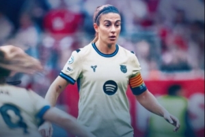 女足欧冠半决赛首回合拜仁女足1-1巴萨女足，帕乔尔、凯特破门