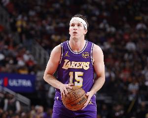 赛前决定！巴克利：若湖人今天让里夫斯复出就太愚蠢了