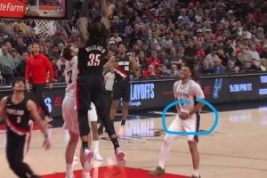 望无大碍！卡斯尔手部受伤 已经去做X光检查&回归成疑