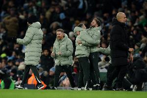 麦克法兰：最令人欣慰的是球员的斗志，我们展示了对胜利的渴望