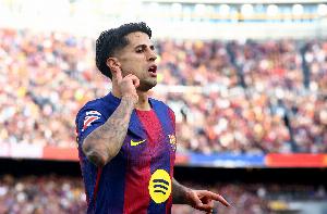 每体：坎塞洛希望与巴萨续约，他的目标是未来两年冲击欧冠冠军