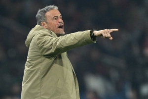 恩里克：战昂热时没有过多考虑拜仁；作为卫冕冠军我们想再创历史