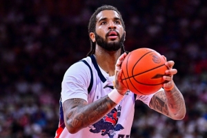 克里斯：我们有信心打好客场对辽宁的比赛 会把季后赛带回济南