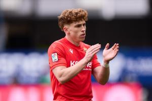 阿斯：皇马不允许穆尼奥斯回到巴萨 想让他在奥萨苏纳再待一赛季