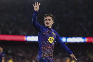 马卡：加维已彻底摆脱伤病困扰，将加入西班牙中场的世界杯争夺战