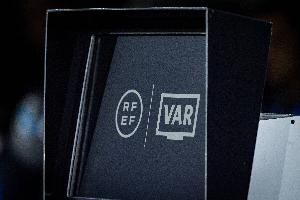 阿斯：西班牙足协正准备对VAR系统进行改革，目前效果难令人满意