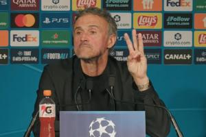 恩里克：我问助教，次回合我们要进几个球才能赢？答案是三个