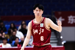 媒体人：尽管浙江1-0领先 但程帅澎的受伤或许会是系列赛的X因素