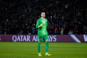 失去主力位置！斯基拉：舍瓦利耶今夏可能离开巴黎