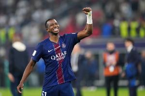 巴黎中卫帕乔出战32场欧冠至今仍未吃到黄牌，是现役后卫最多