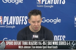 【完整版】米奇：福克斯接管了比赛 全队时刻准备迎难而上