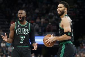 杰伦·布朗：我们这场打得不够好 要正视问题 吸取教训 继续前进