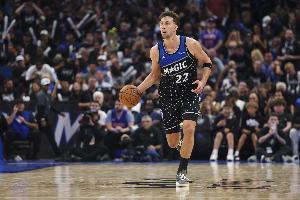 3-1领先！系列赛G5魔术客战活塞 小瓦格纳因右小腿拉伤缺阵