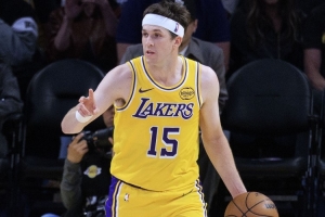 雷迪克：控球对我们来说一直很重要 里夫斯要能打肯定会有所帮助