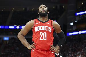 板凳匪徒！奥科吉6中3拿到本队替补席最高7分 外加3板2助1断0失误