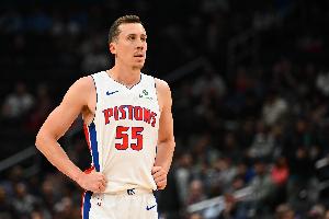 邓罗：季后赛中最重要的就是不要让一场球的沮丧情绪延续到下一场