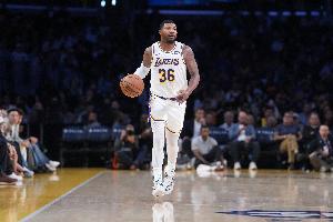 斯玛特：我6次失误 只有2次助攻 这对我来说是不可接受的