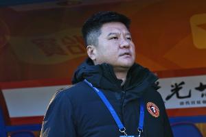 急需调整！辽宁铁人客场0-4河南队，最近4轮中超遭遇4连败