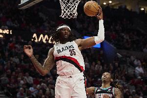 罗威：休赛期会进行更高强度的特训 希望下赛季解除出场时间限制