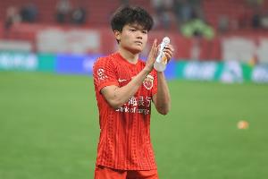 海港在中超对海牛场均进3.8球，是中超球队对阵同对手最高进球率