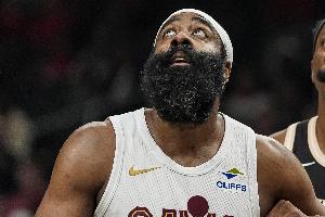 哈登：篮球之神今天没有站在我们这边 我告诉队友要保持平稳