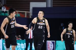 昔日玄冥二老！韩德君去年9月退役 李晓旭今日也宣布退役