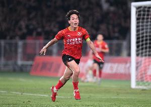 辽宁铁人暂由克罗地亚助教科利奇代理指挥与成都蓉城的中超比赛