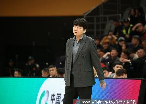 鲁媒：给邱彪点赞 季后赛目前四战运筹帷幄 可以说做到极致与完美